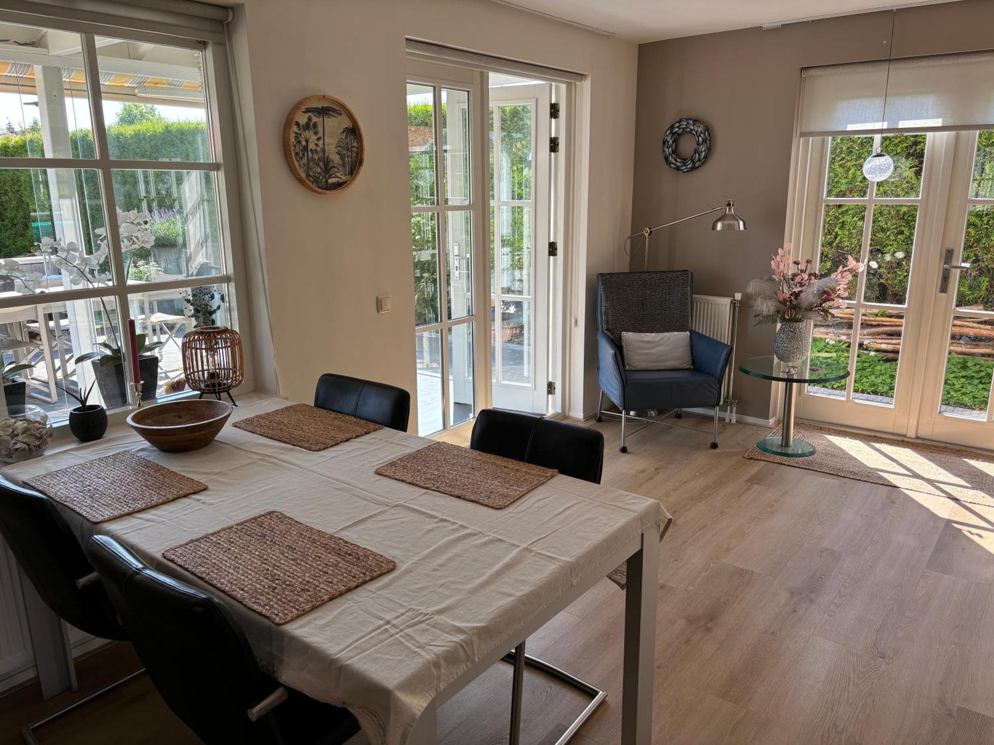 Comfortabel En Gezellig Vakantiehuis Bij Het Strand Wemeldinge Exteriör bild
