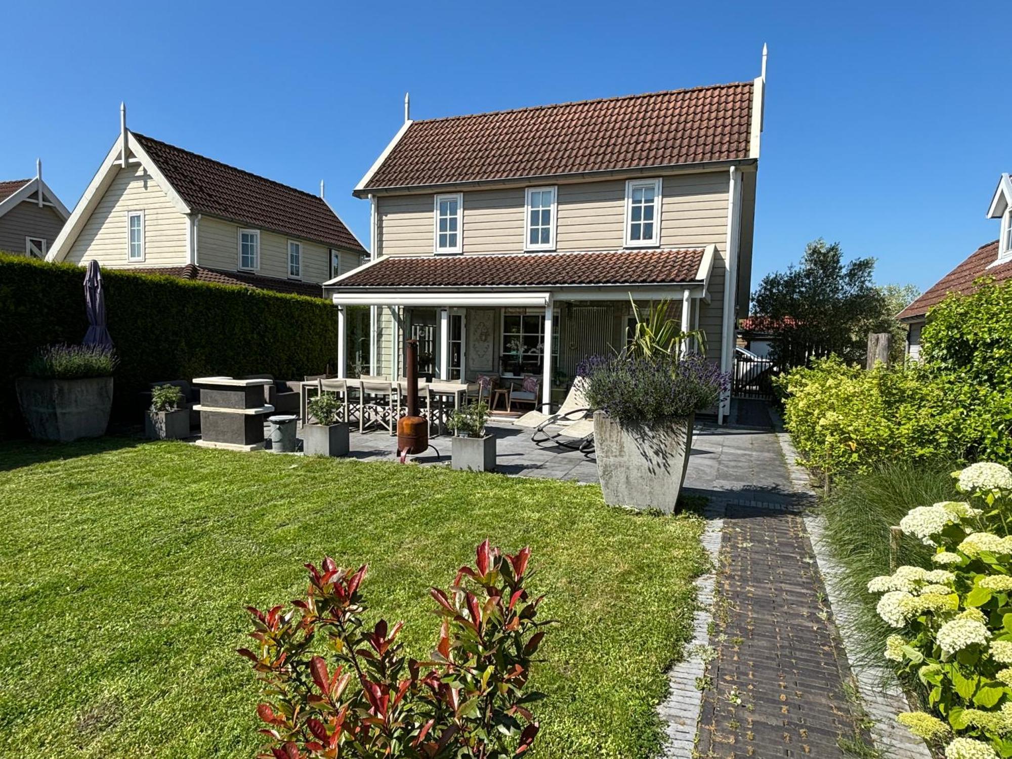 Comfortabel En Gezellig Vakantiehuis Bij Het Strand Wemeldinge Exteriör bild