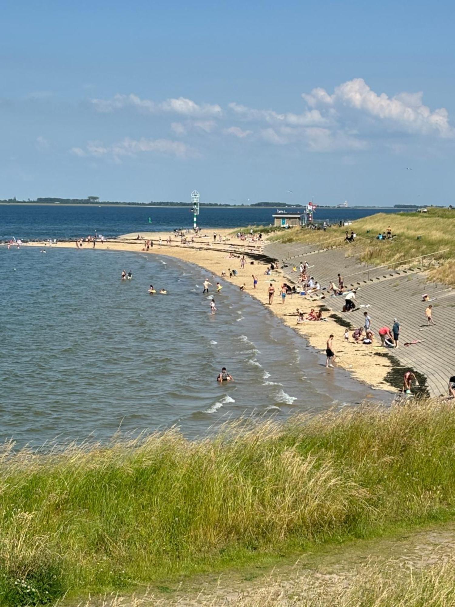 Comfortabel En Gezellig Vakantiehuis Bij Het Strand Wemeldinge Exteriör bild